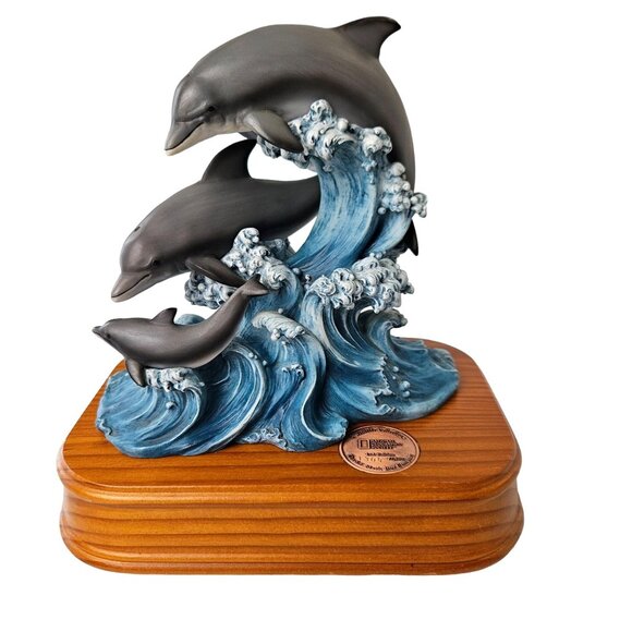 National Geographic Society Dolphin Wave By The San Francisco Music Box Co. - Picture 1 of 12